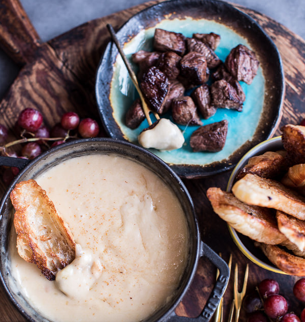 Smokey cheese fondue