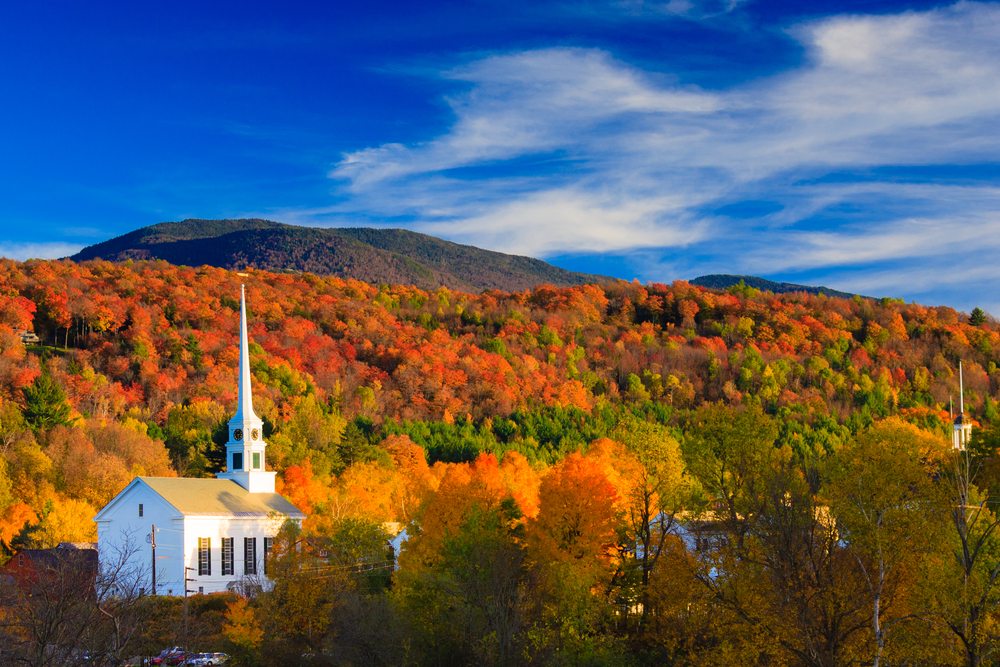 Fall Foliage and the Stowe Community Church, Stowe, Vermont, USA